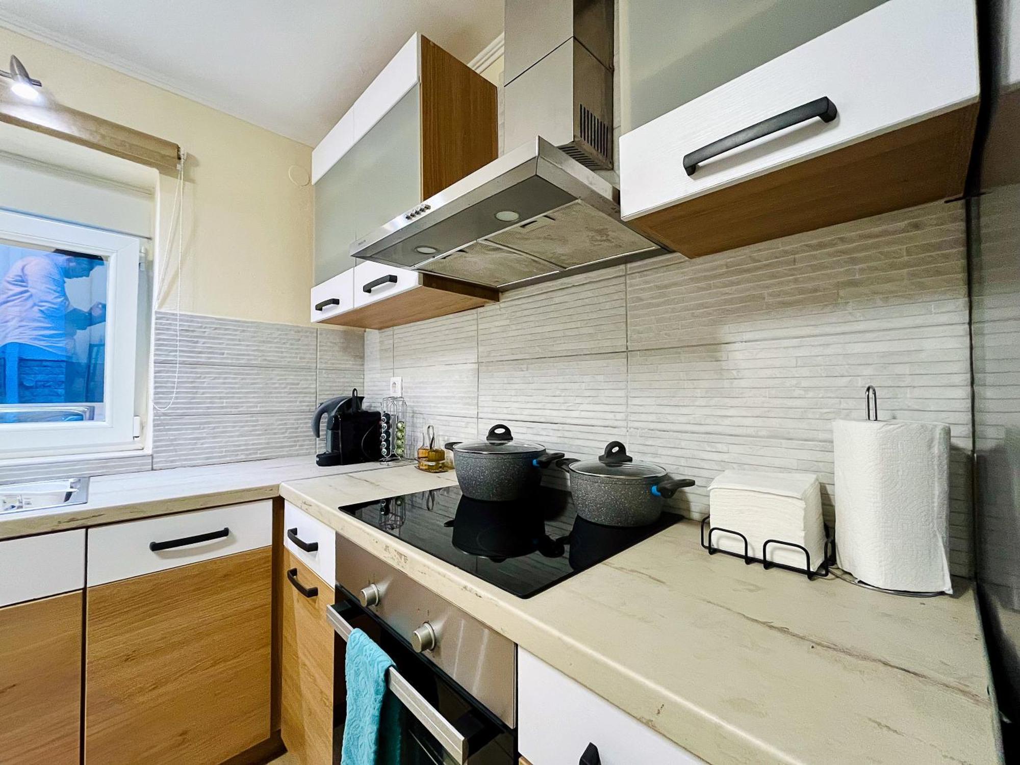 Private Modern Cozy House At The Center Apartment Mytilene Exterior photo
